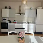 Ulivo, Comfort E Relax Con Terrazza Vista לוברה
